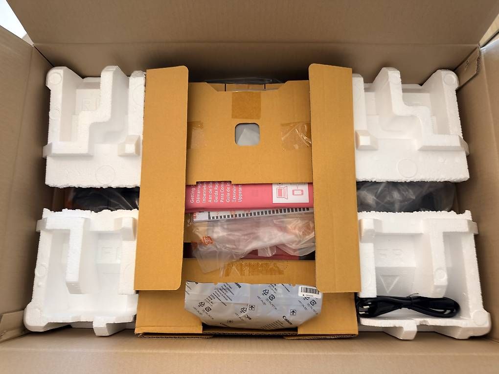 Canon Drucker: NEUER Canon PRO-300 – Neu und originalverpackt aus Horgen von roligraf 1