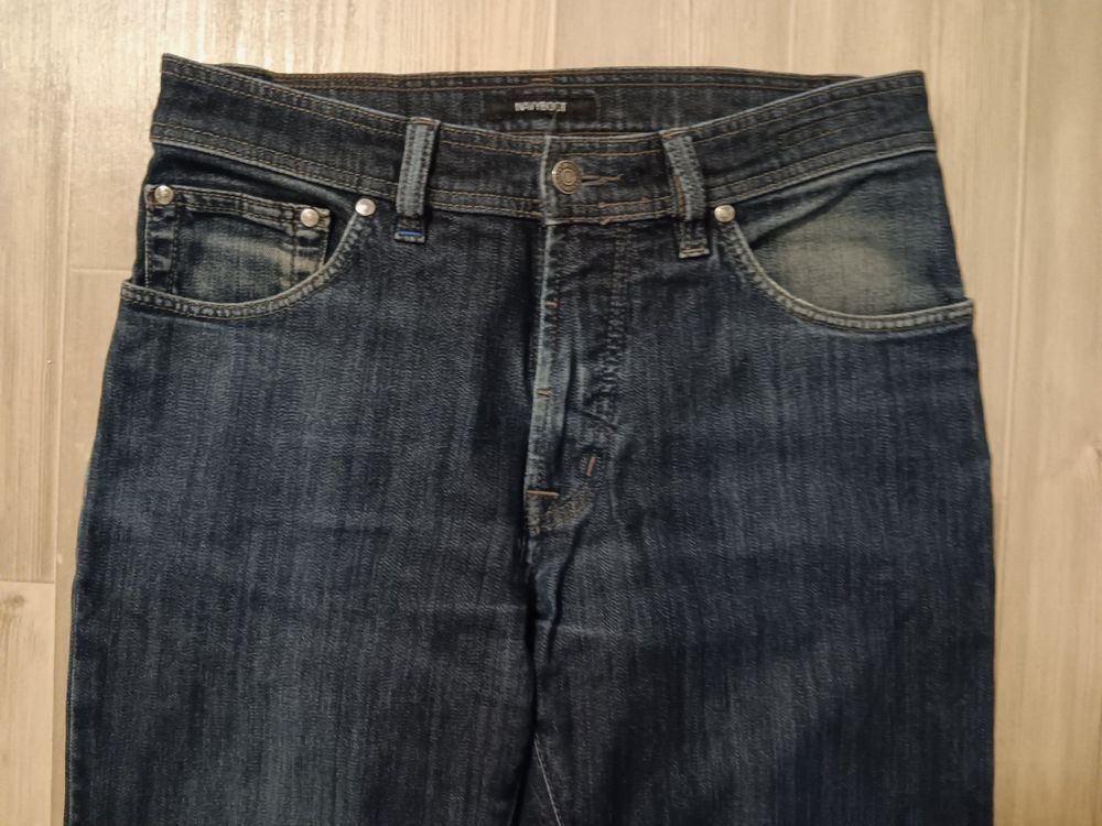Navyboot Jeans: Jeans NAVYBOOT CLASSIC FIT  Taille / Grosse W30 L32.... – Usato da Cossonay-ville venduto da Super-Price-Quality 1