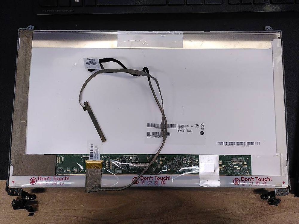 Schermo LED per laptop 17.3'' (Usato) a Novaggio per CHF 50 con