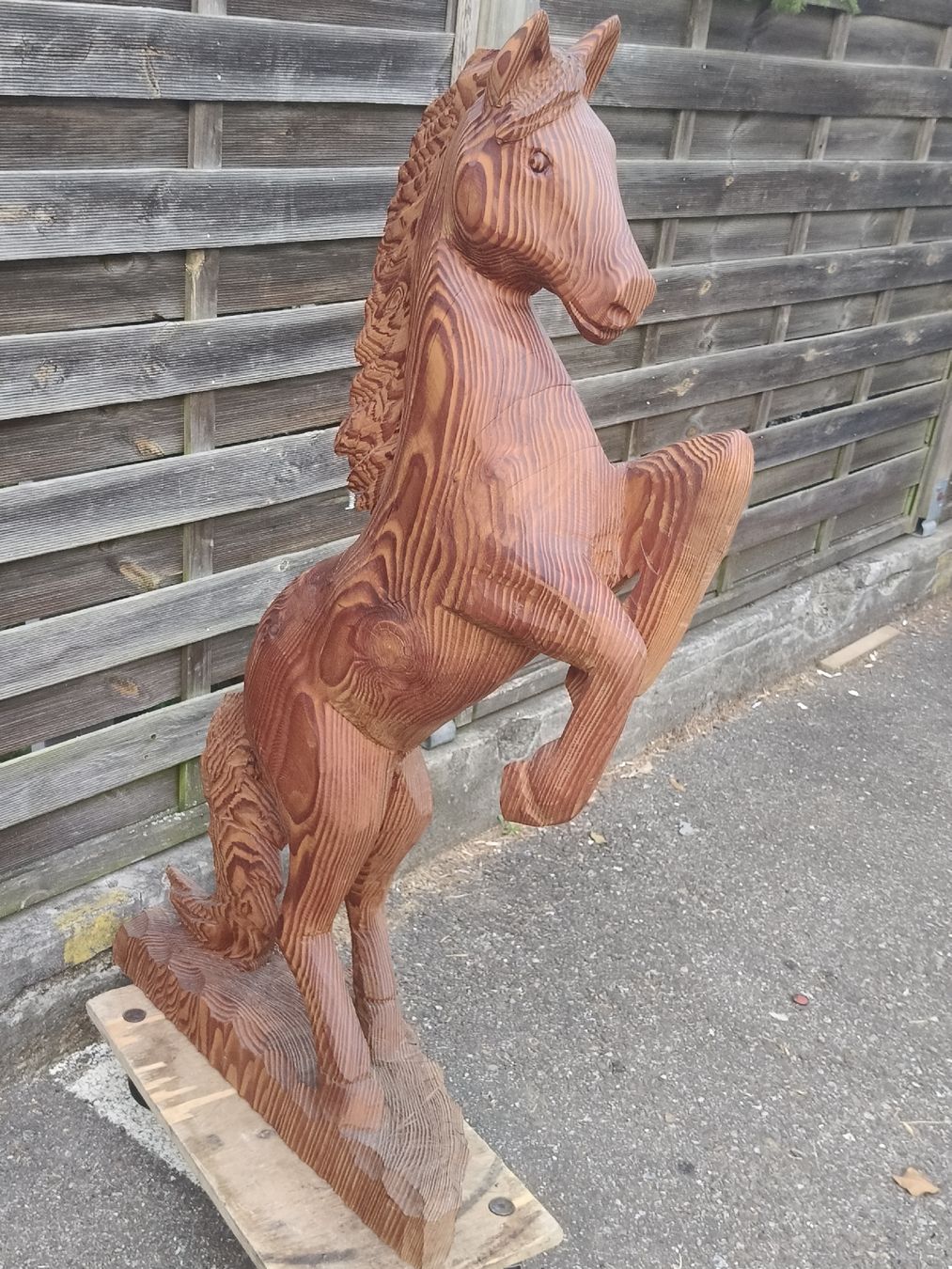 Sculptures & Statues: Massive Holzskulptur, Pferd  – D'occasion à Zwingen par inf_2blh 4