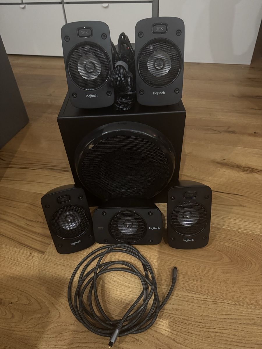 Logitech Home cinéma: Logitech Z906 5.1 Soundsystem inkl. Optischem Kabel – D'occasion à Wetzikon ZH par era_cb7p