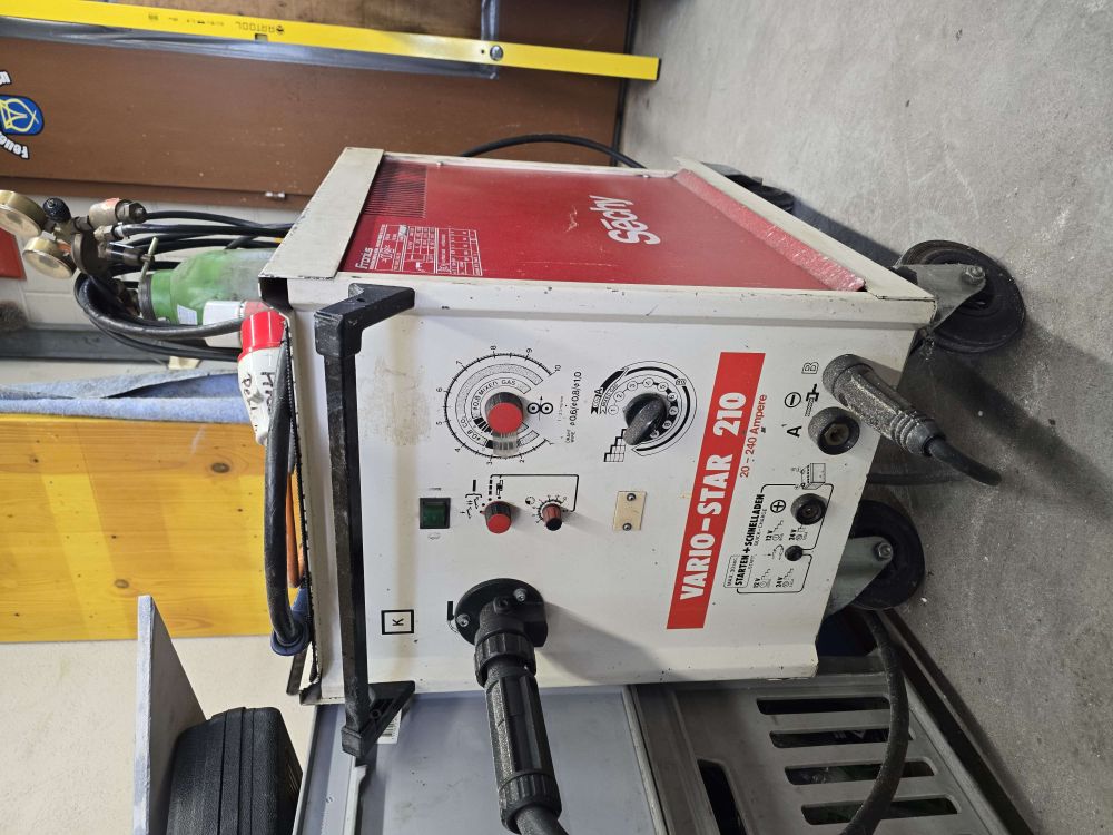 Fronius Sechy Vario-Star 210 Schweissgerät (Gebraucht) in Hirzel für ...