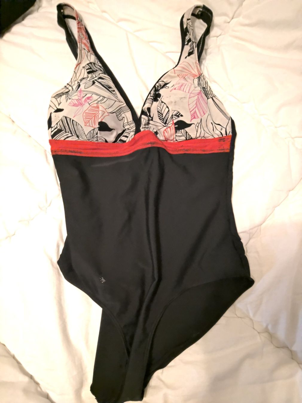 Badekleider & Bikinis: Maillot de bain – Gebraucht aus Les bois von Steph-tigrou 1