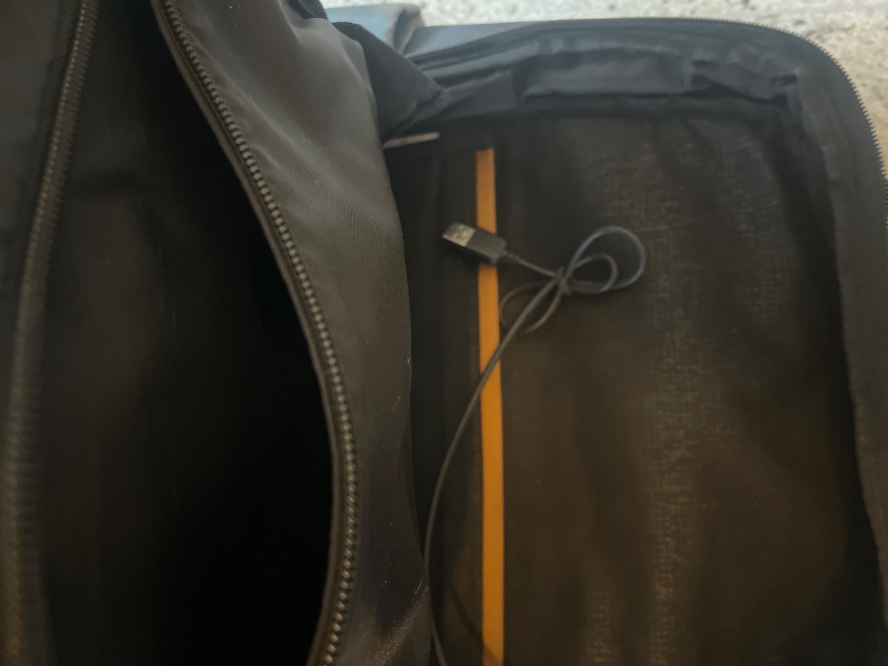 Samsonite Rucksäcke: Samsonite Laptop Rucksack. Sehr Praktisch! – Gebraucht aus Rüschlikon von bur_7r8m 3