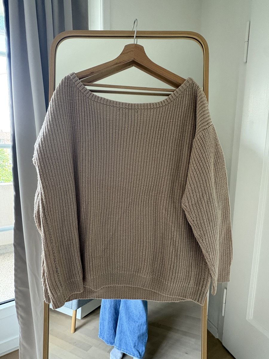Pullover & Sweatshirts: Damen Pullover beige Grösse M/L neuwertig – Gebraucht aus Bern von Janina.Leandra 1