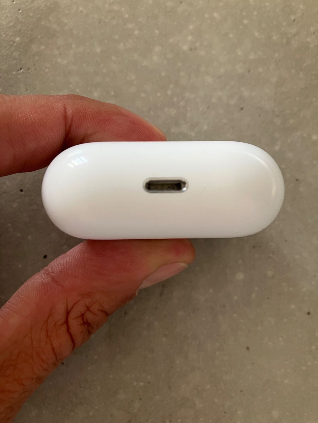 Apple Cuffie: Apple AirPods 3 Case – Usato da Lausanne venduto da mr.v 7