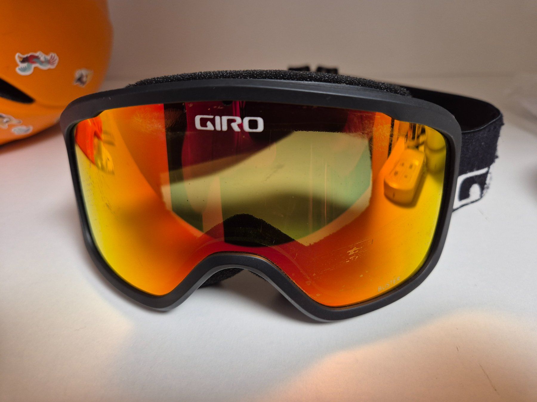 Caschi: Kinderskihelm GIRO mit Brille – Usato da Gommiswald venduto da Sottotone 1