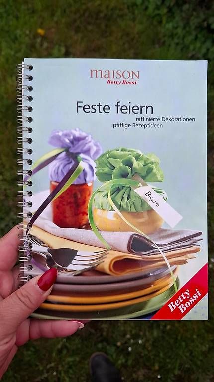 Libri: Feste feiern von Betty Bossi – Nuovo (secondo la descrizione) da Aefligen venduto da helinae90