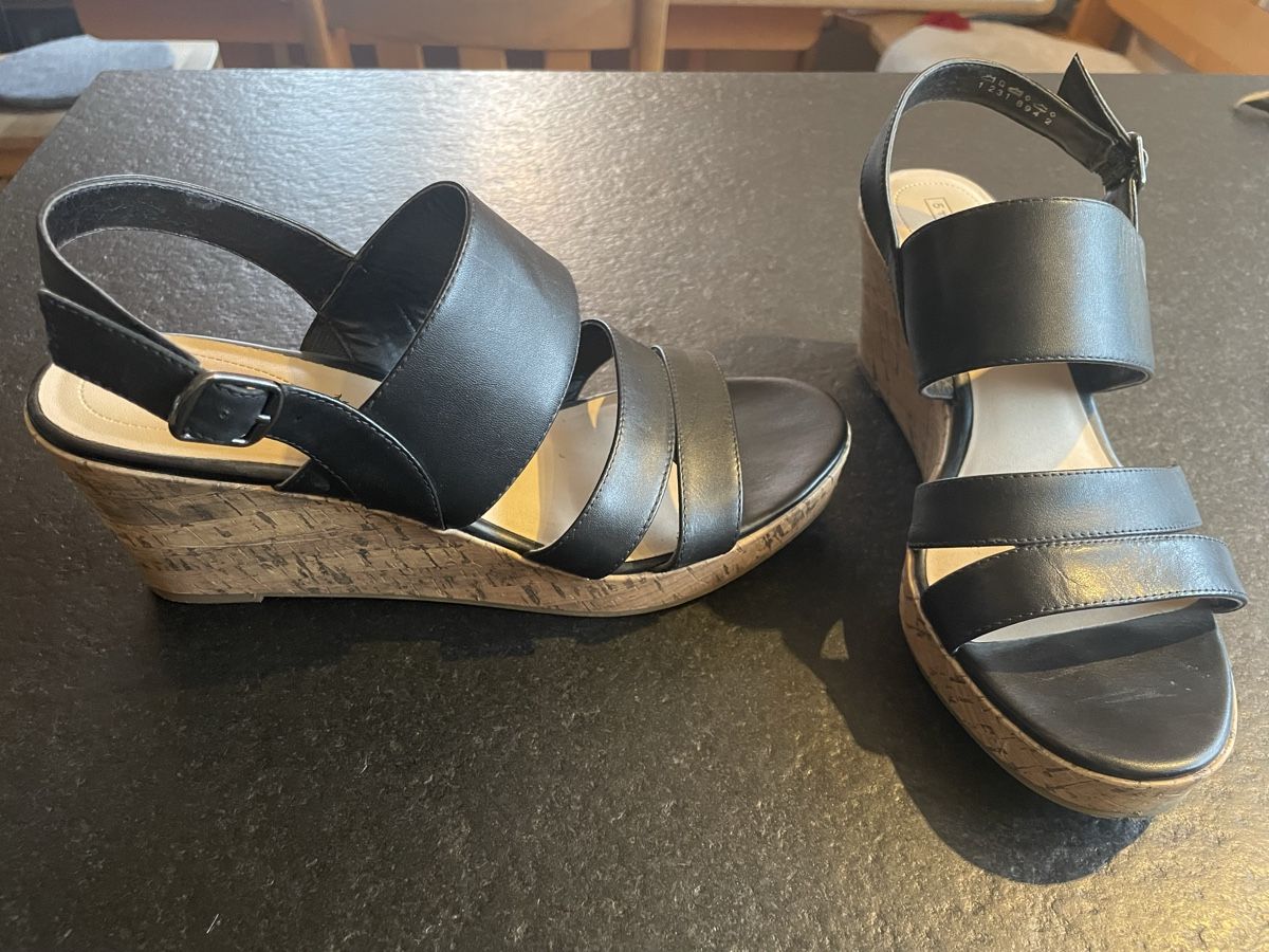 Scarpe da donna: Sandale – Nuovo (secondo la descrizione) da Schlatt TG venduto da bear681