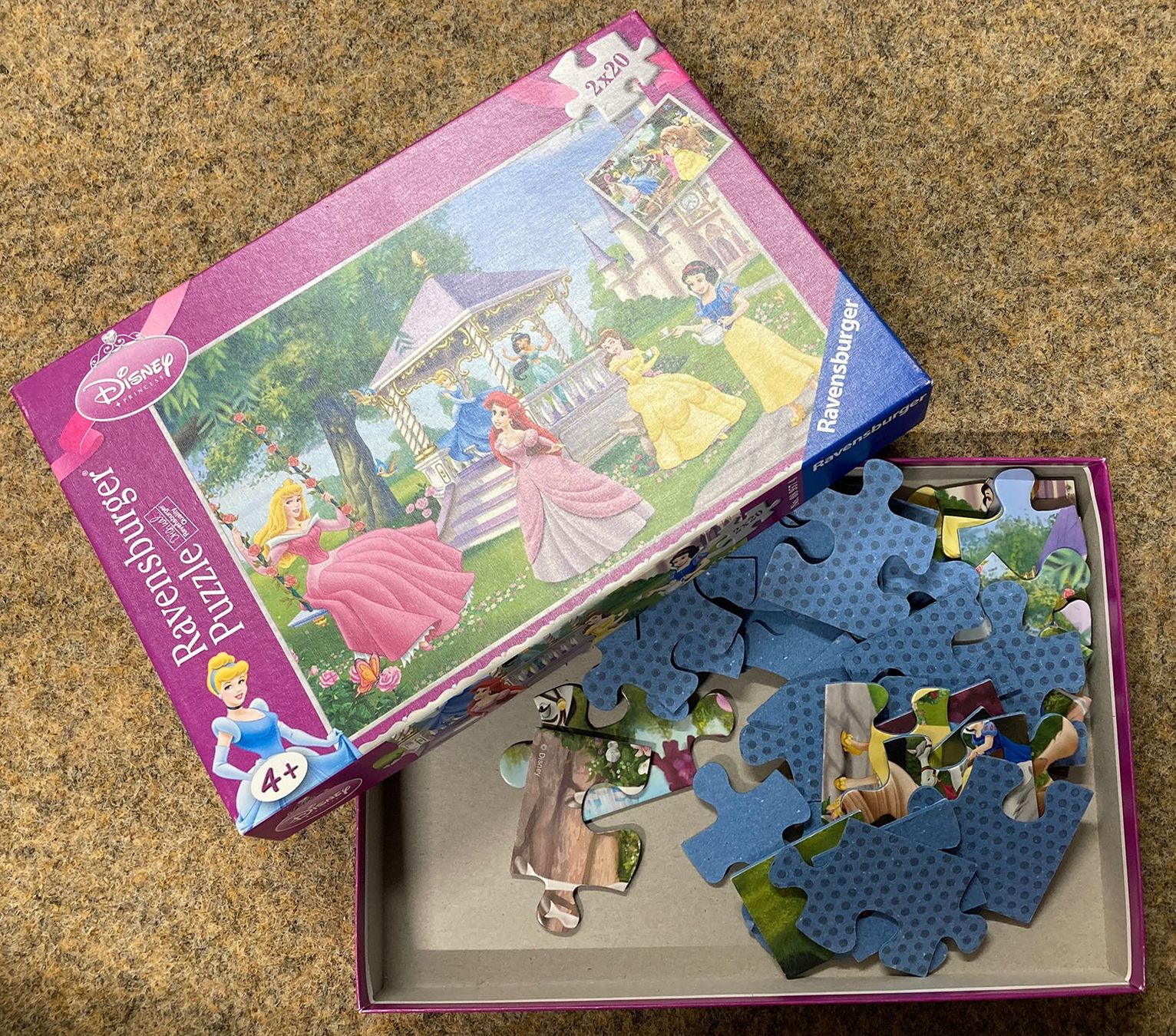 Ravensburger Puzzles: 2 Puzzles Princesse Disney Ravensburger 2x20 pièces – Gebraucht aus Vionnaz von nadinus73 2