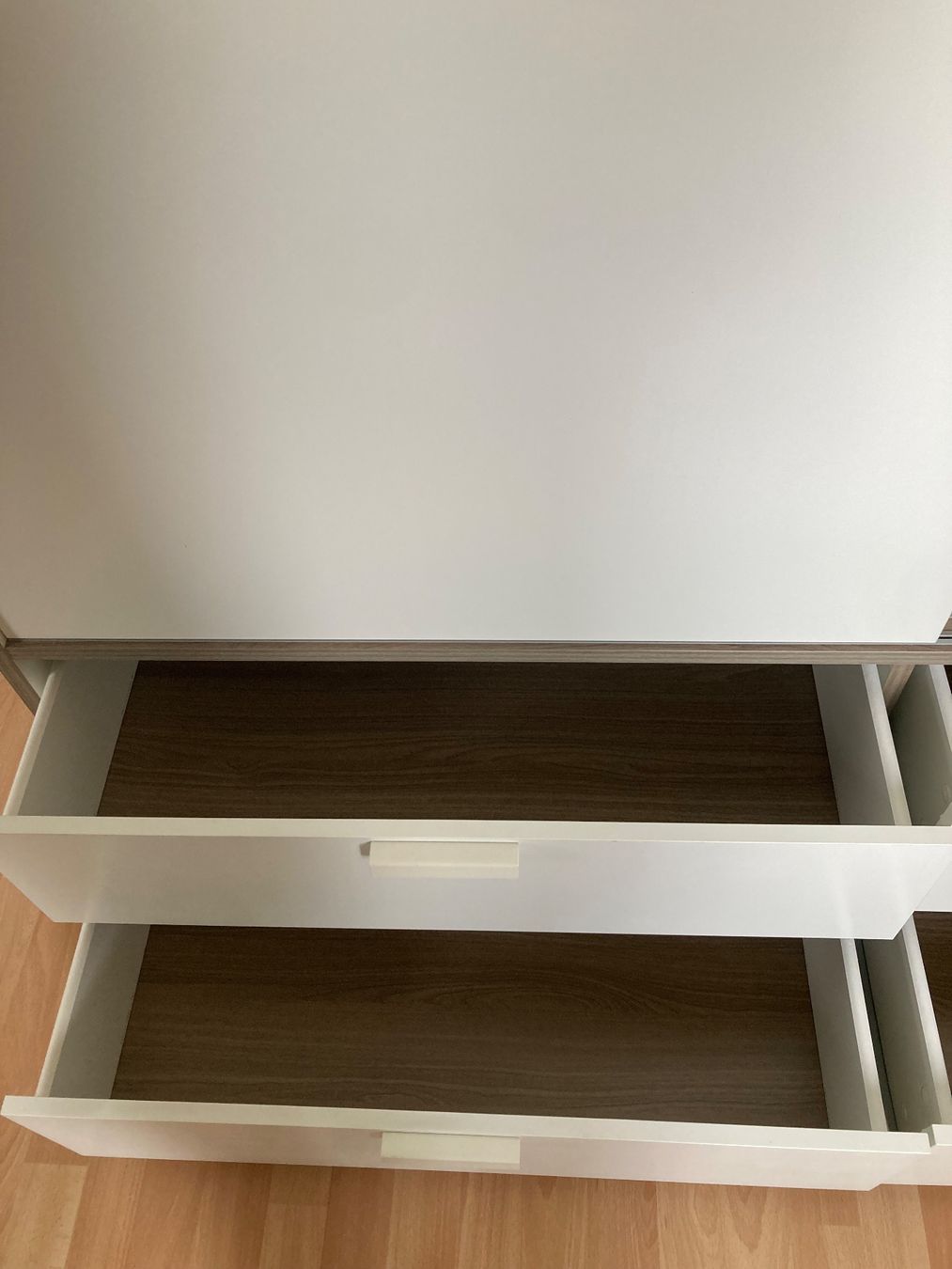 Ikea Armadi: Weisser Ikea Schrank – Usato da Zürich venduto da len_xx8f 6