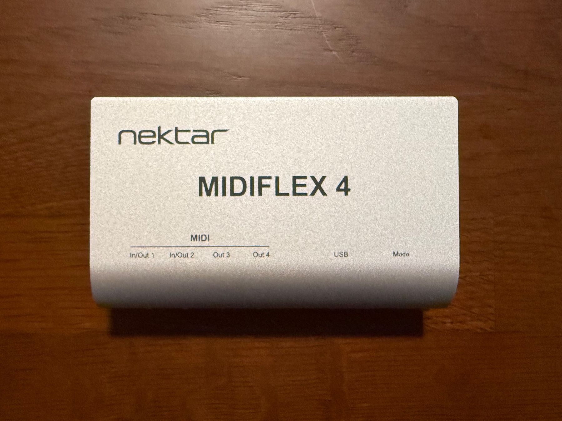 Instruments de musique: Nektar MIDIFLEX 4 boîtier MIDI 4 sorties – D'occasion à Delémont par cpop