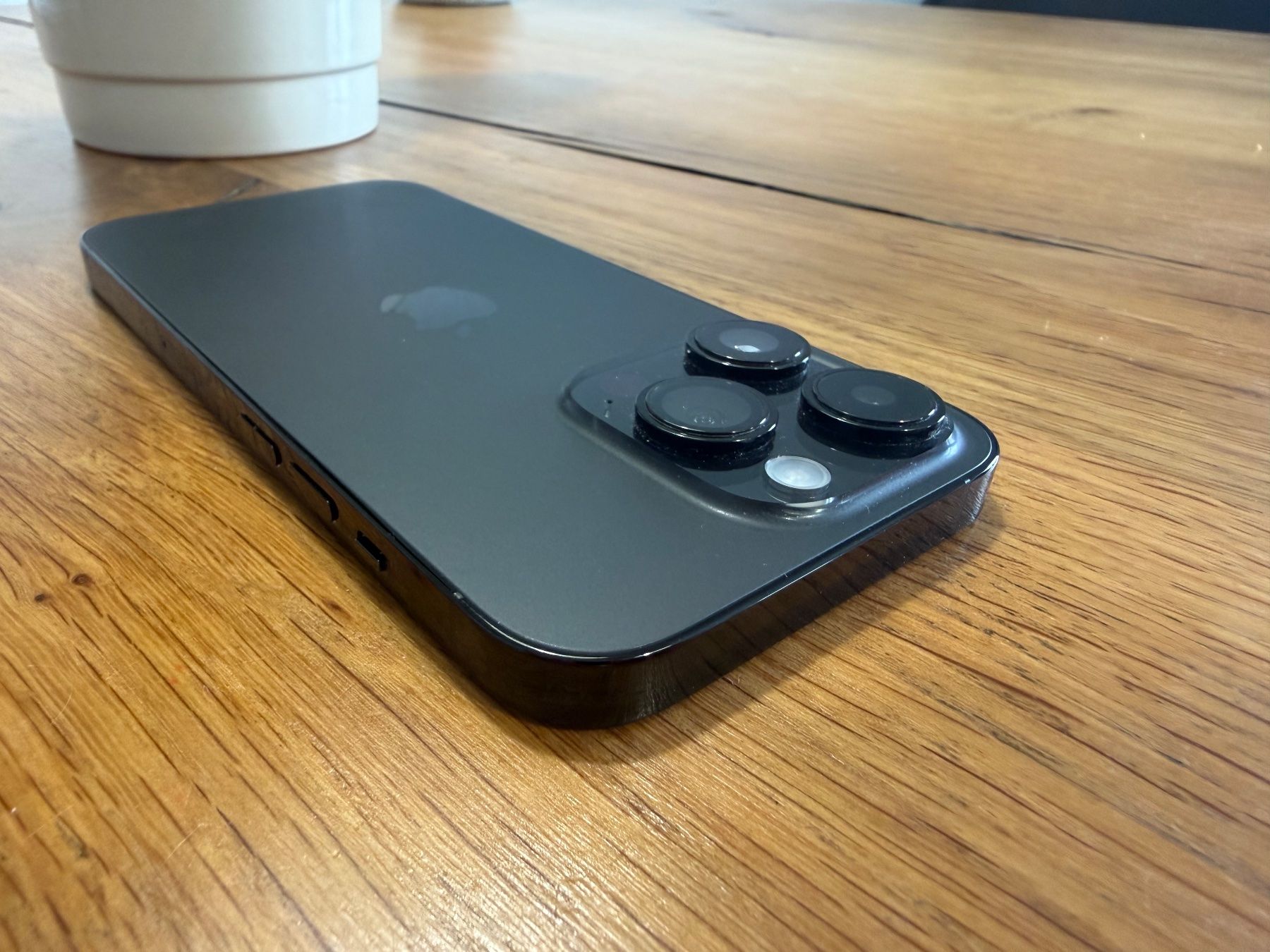 Apple Telefoni cellulari / Smartphones: iPhone 14 Pro 256GB Schwarz – Usato da Bulle venduto da koh_62hn 1