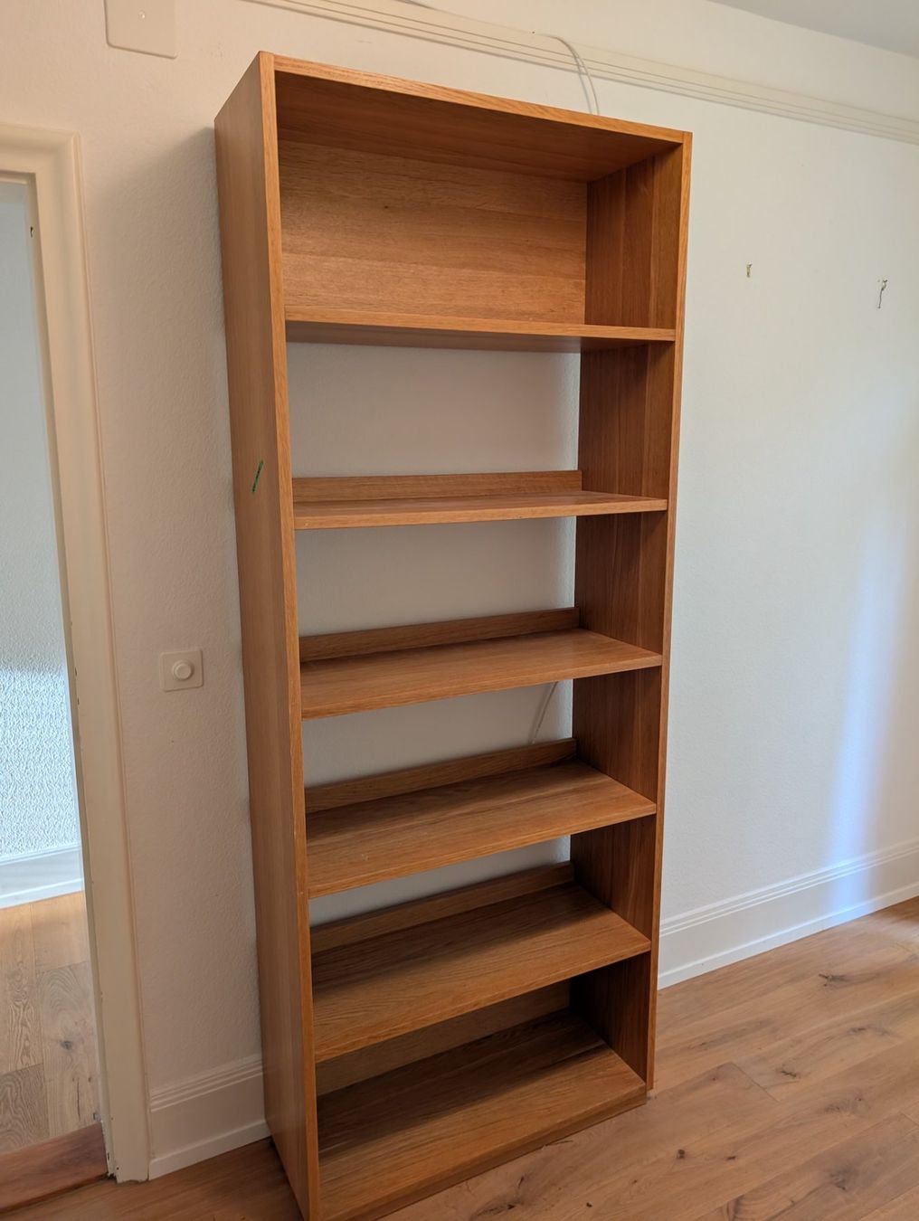 Scaffali: Bücherregal (Bookshelf) – Usato da Zürich venduto da mic_6x5j