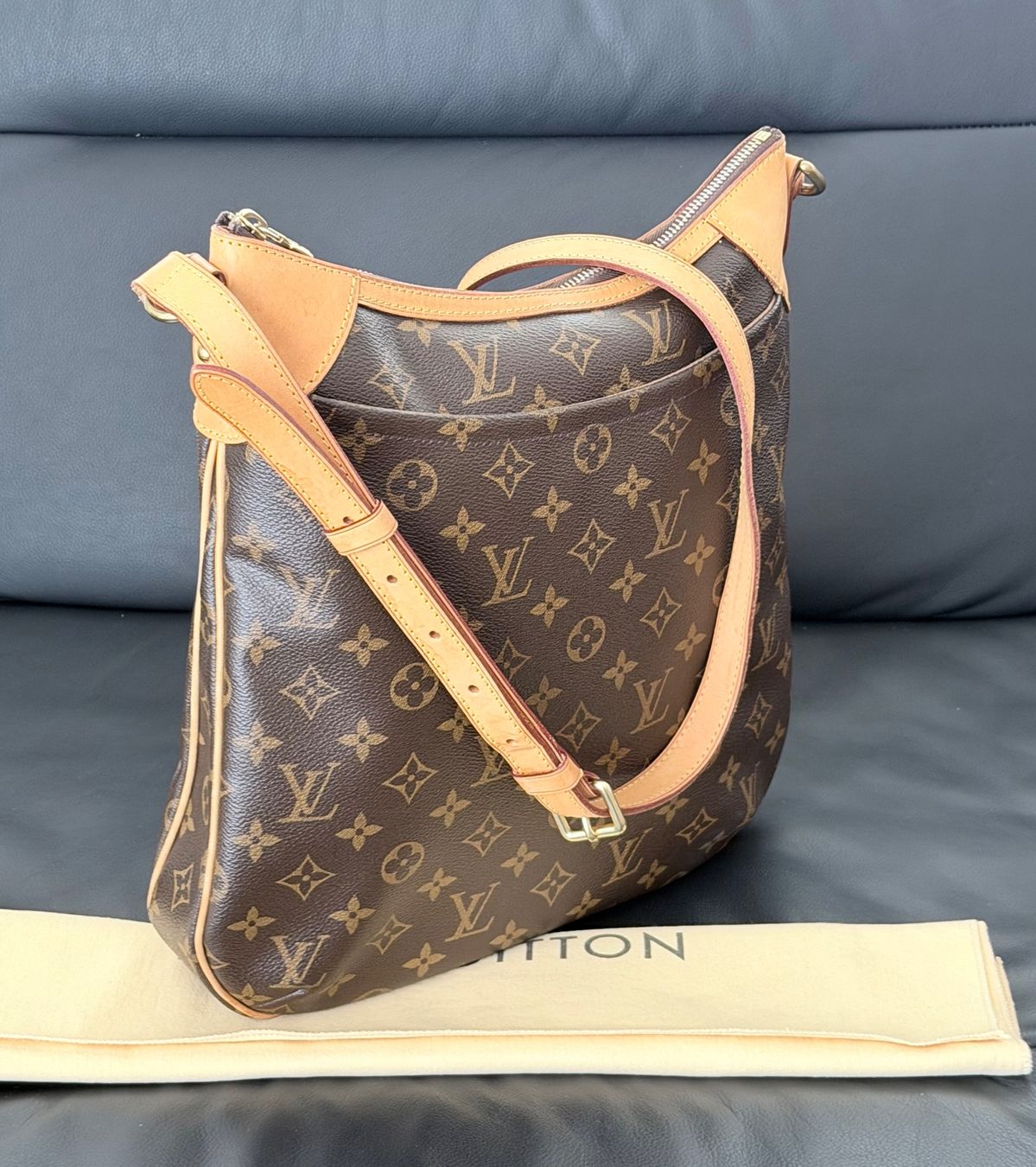 Louis Vuitton Borse da donna: Louis Vuitton Odeon MM – Usato da Reinach AG venduto da BisMad3 4