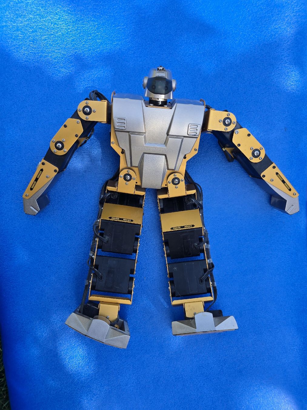 Spielzeuge: RoboNova 1 Hitec collector – Gebraucht aus Froideville von tra_n6rb 2