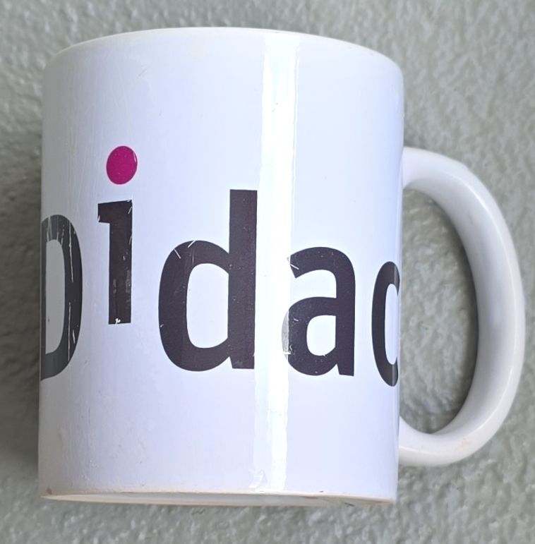Tazze: Tazza bianca da collezione – Usato da Thun venduto da filippocarbone98