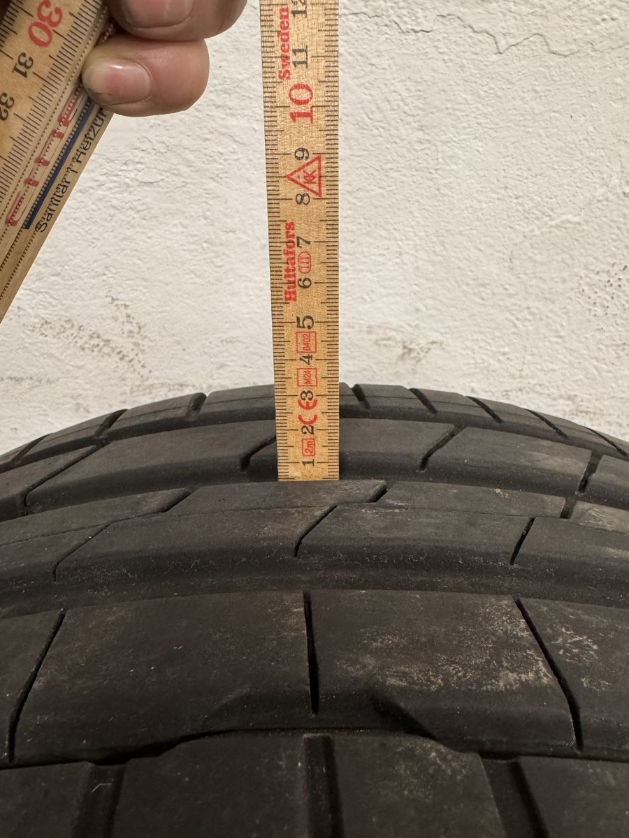 Pneumatici & Ruote complete: Sommerreifen 265/30/20 – Usato da Wohlen AG venduto da BariZ 8