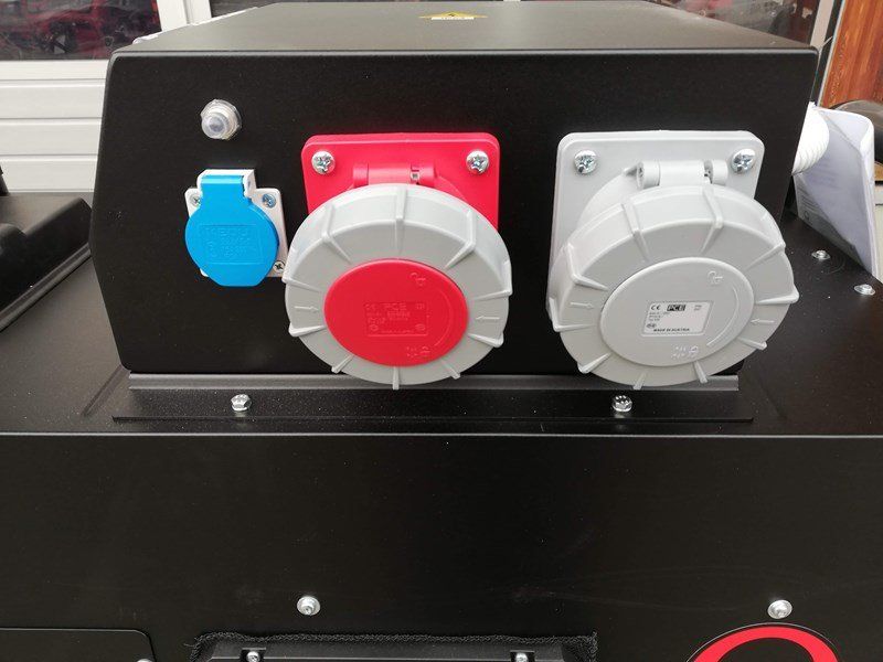 Accessori Trattori &Veicoli agricoli: Zapfwellengenerator Pramac  TG30/15 – Nuovo e nell'imballaggio originale da Pragg-Jenaz venduto da asland 4