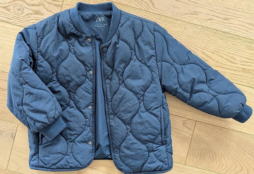 Giacche & Cappotti: ZARA gesteppte Jacke Gr. 116 blau – Usato da Seuzach venduto da louisa.