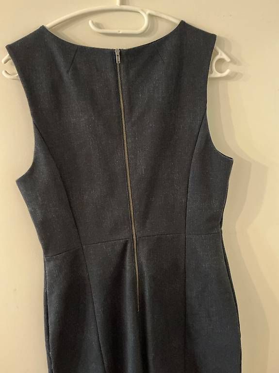 Phase Eight Vestiti: Raffiniertes graues Kleid von Phase Eight Grösse 12 – Usato da Oberwil BL venduto da Nikki13 2