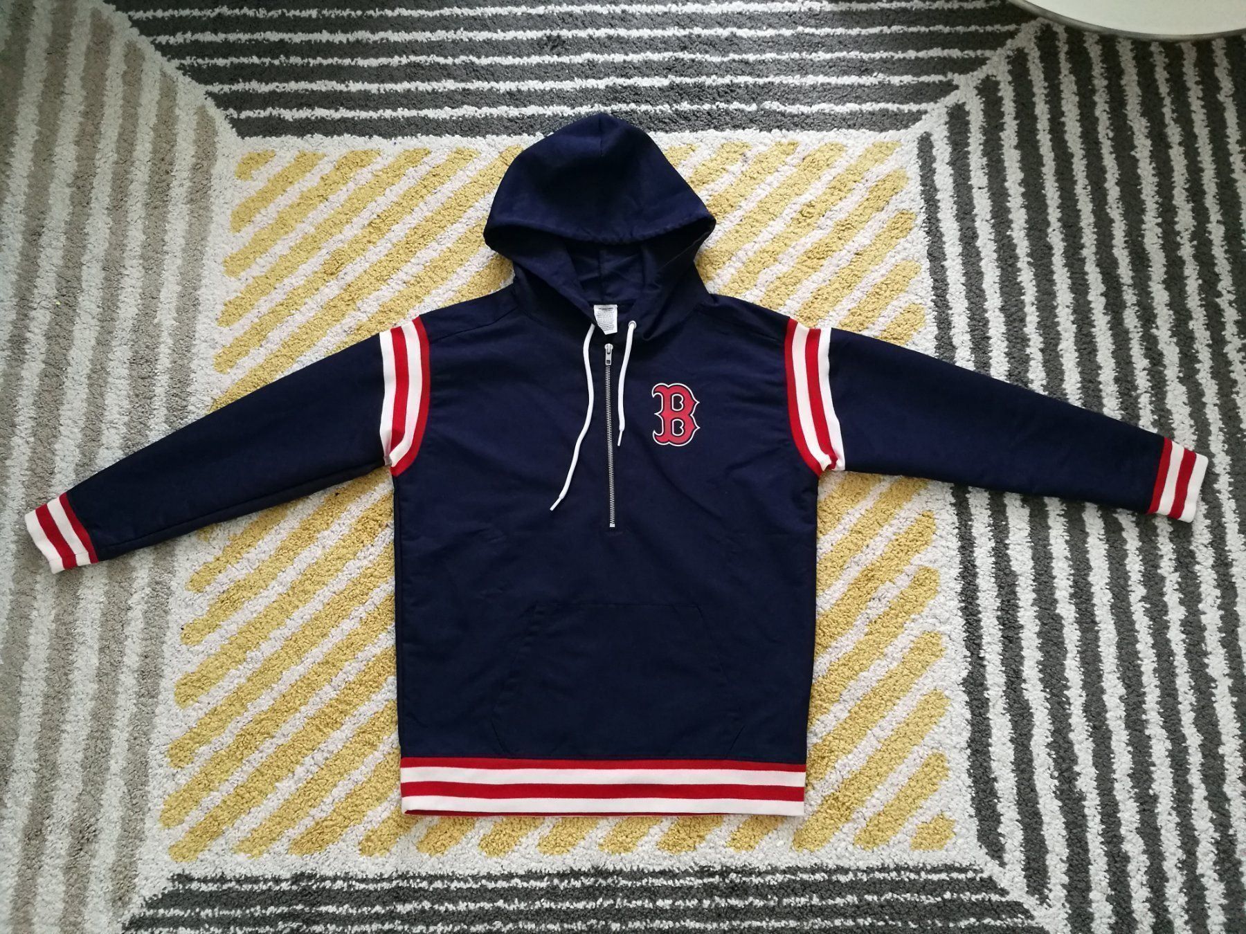 Jacken: Boston Red Sox, Victoria Secret Jacke – Gebraucht aus Wil SG von Donaldus 1
