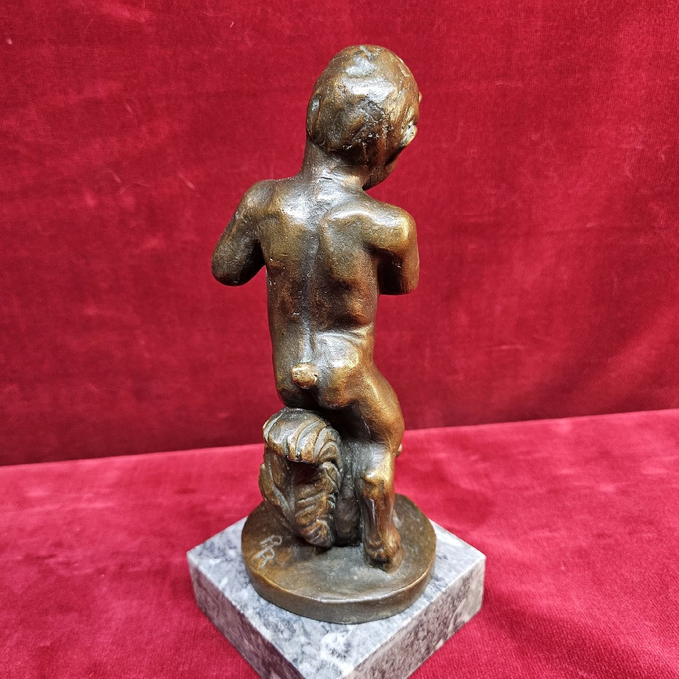Statuette: Bronzefigur, Faun mit Eichhörnchen, Alt – Usato da Bözberg venduto da L-G 6