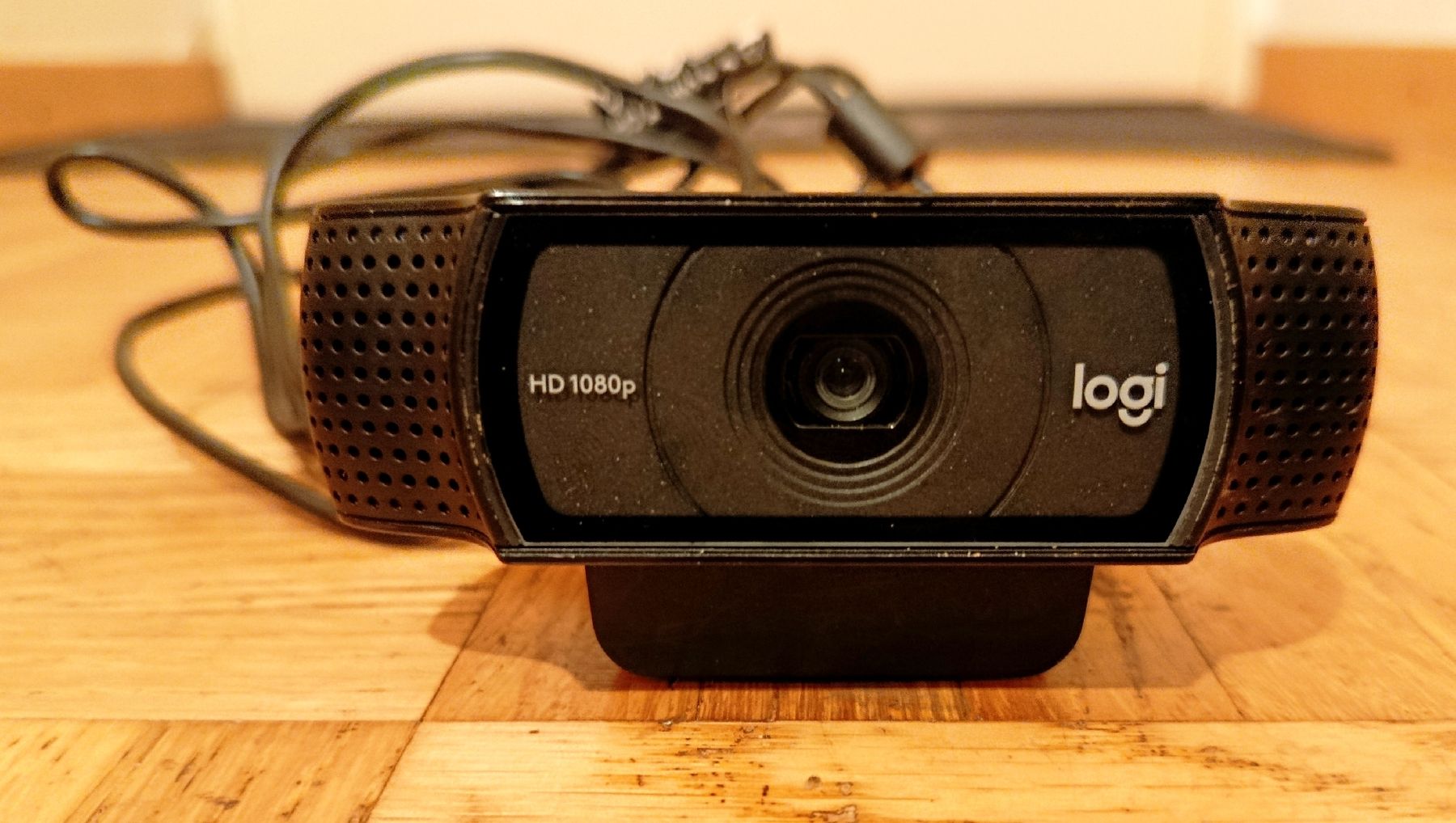 Logitech Webcams: Webcam Logitech C920 HD 1080p – Neu (gemäss Beschreibung) aus Les Acacias von Dame_Shakti 3