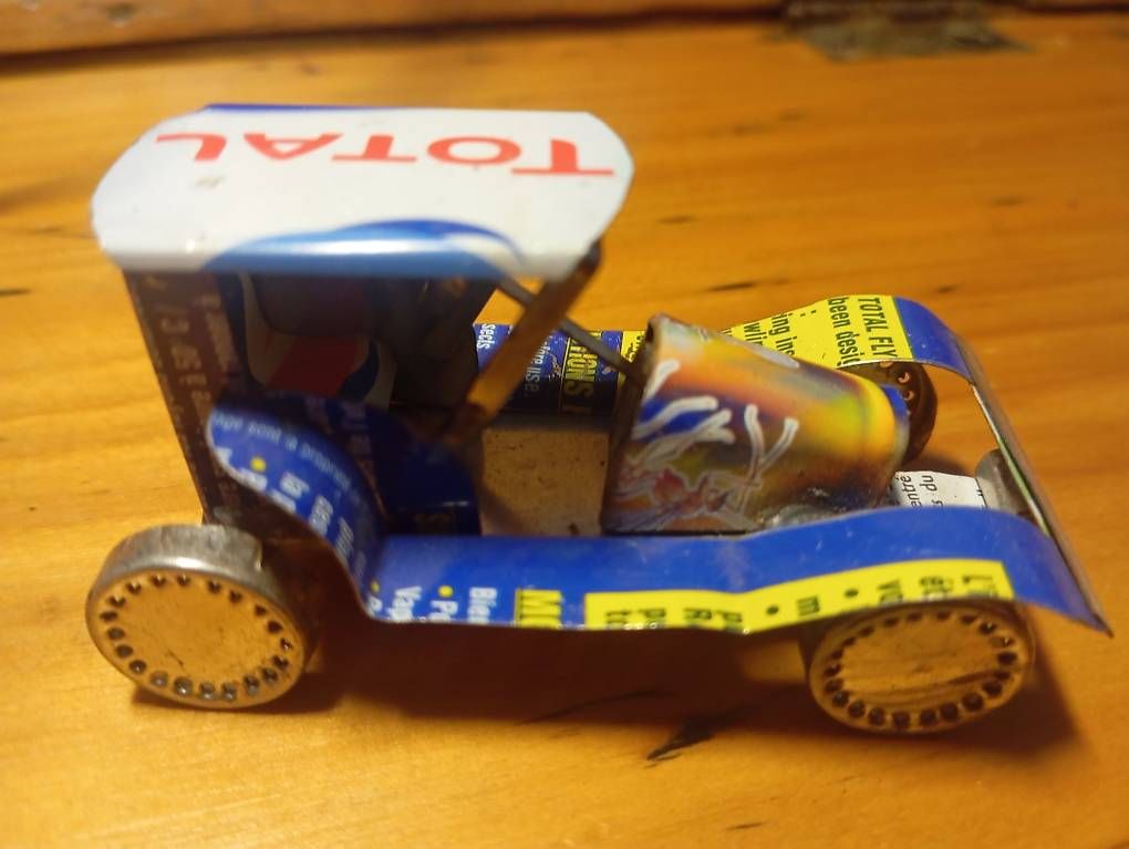 Modellini d'auto: Recycling blechauto – Usato da Basel venduto da Petergunn