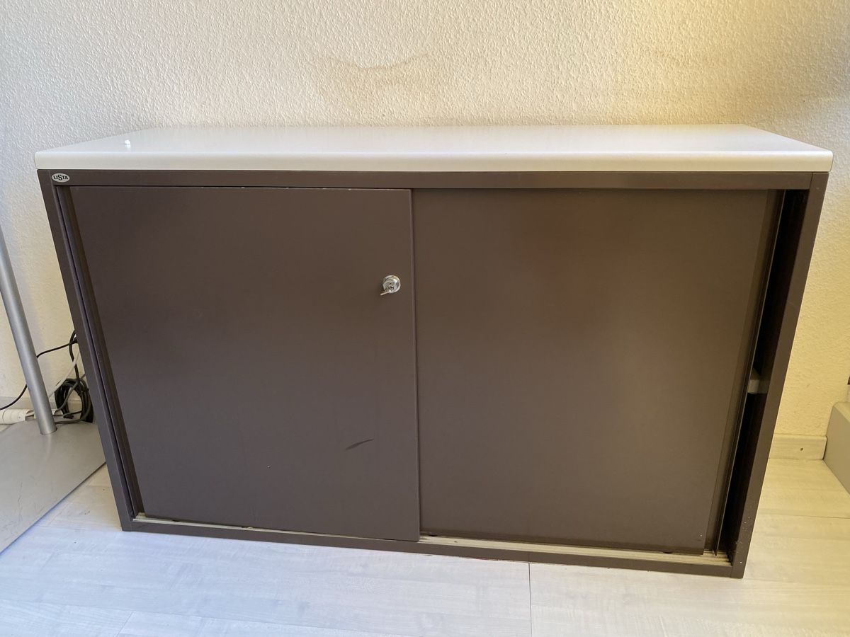 Schränke: Büromöbel abschliessbar – Gebraucht aus Hägglingen von Karin0802