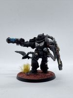 Lieutenant with Storm Shield, Raven Guard, 40K