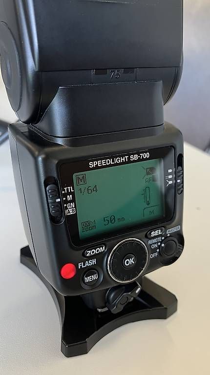 Flash: Nikon SB-700 Aufsteckblitz – Usato da Steinhausen venduto da rob_6w8s 3