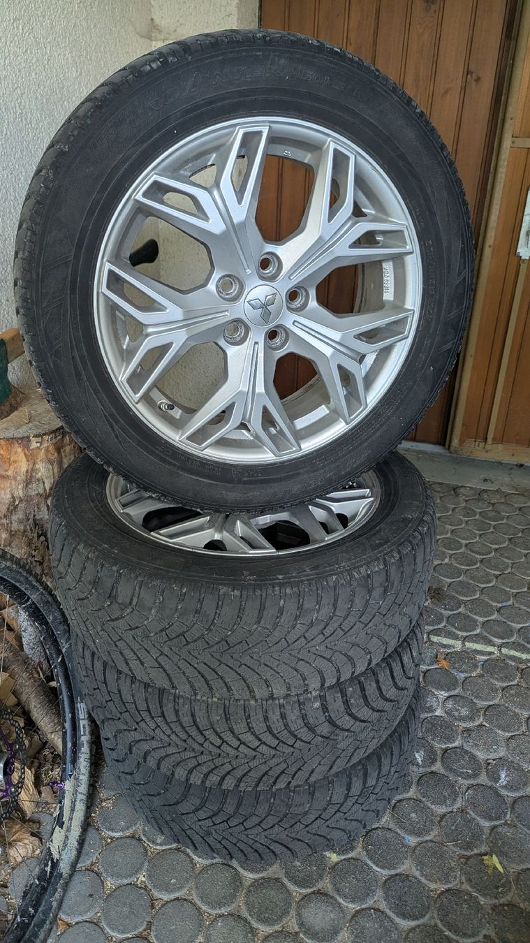Pneumatici & Ruote complete: Winter Pneu Mitsubishi Outlander  – Usato da Appenzell Steinegg venduto da seb_x7jy
