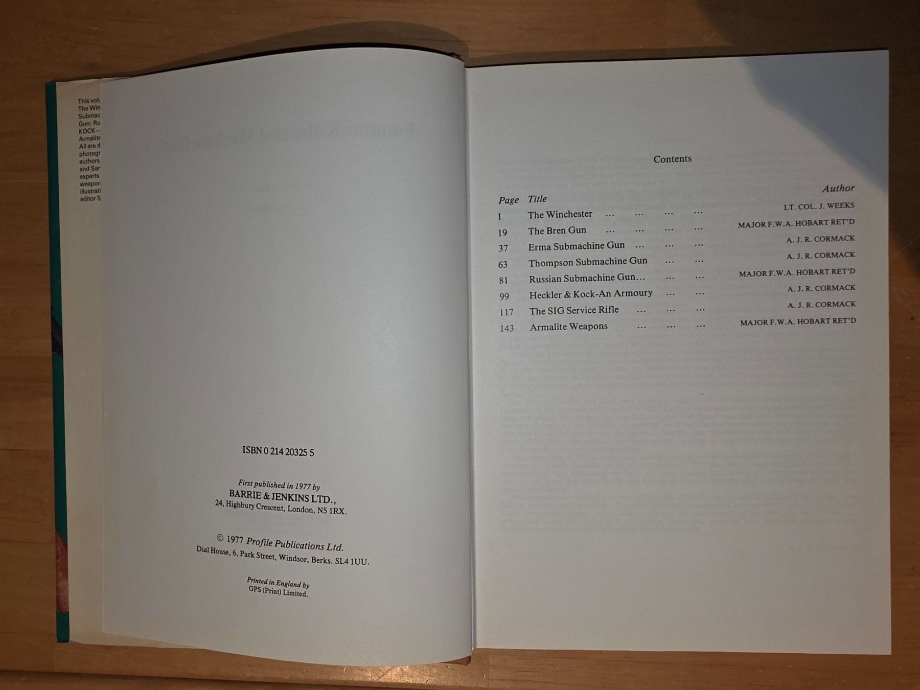 Libri: Buch > Famous Rifles & Nacgube Guns – Usato da Obermumpf venduto da oiskypoisky 1