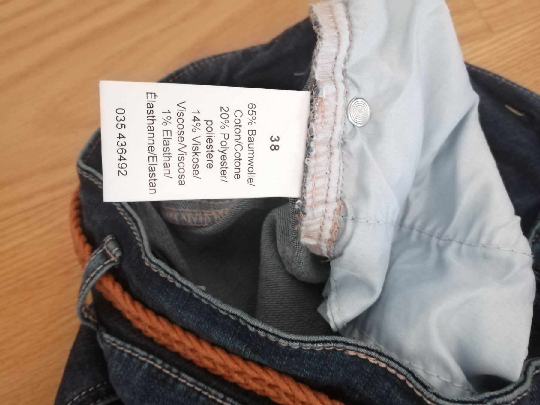 Jeans: Kurzehose – D'occasion à Wetzikon par dan_6lrd