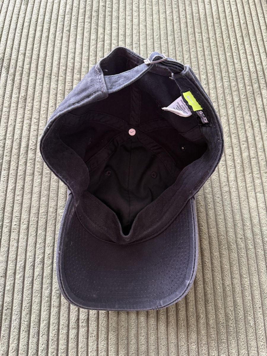 Nike Chapeaux, bonnets & casquettes: nike cap – D'occasion à Freidorf TG par driftingforthrifting 1