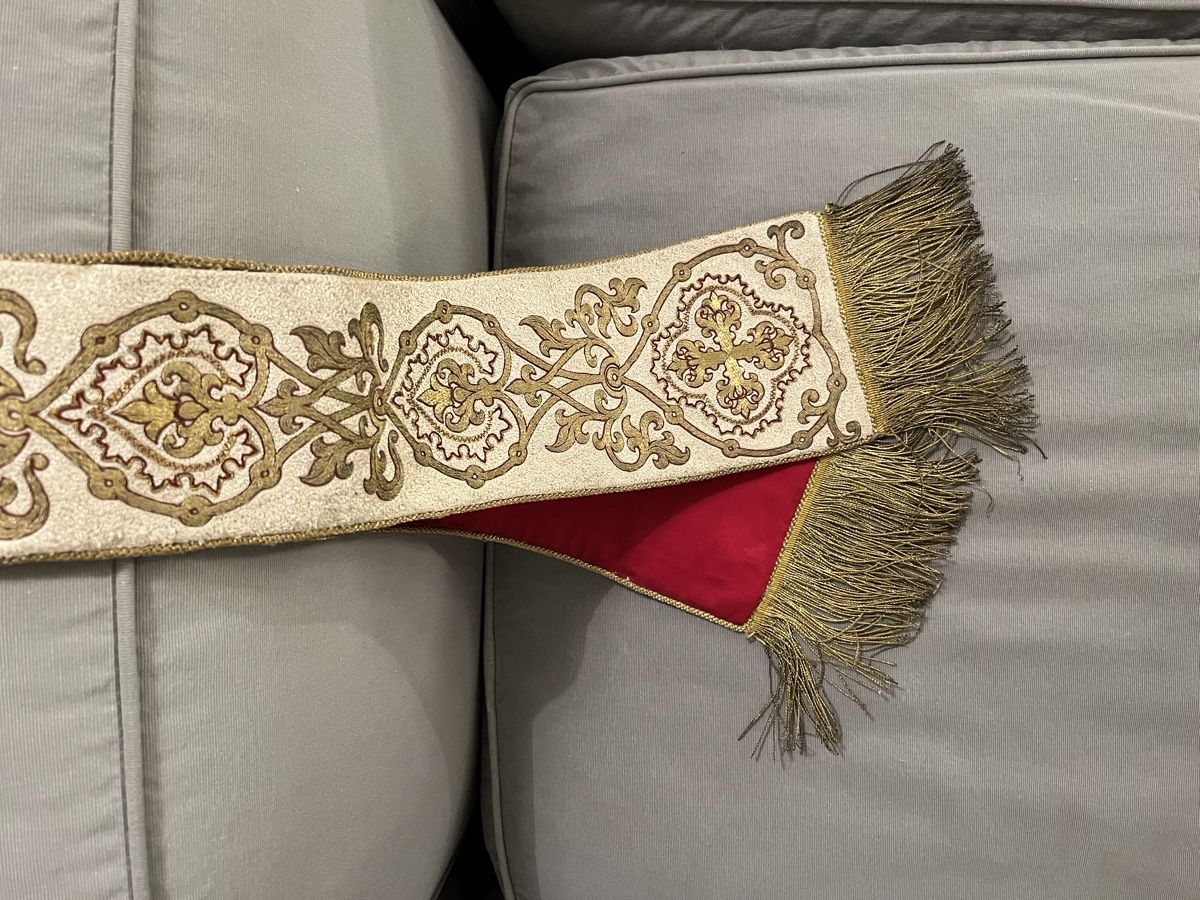 Foulard & Sciarpe: Hochwertige Manipel  mit Goldfäden und Fransen – Usato da Otelfingen venduto da Yossi-68 2