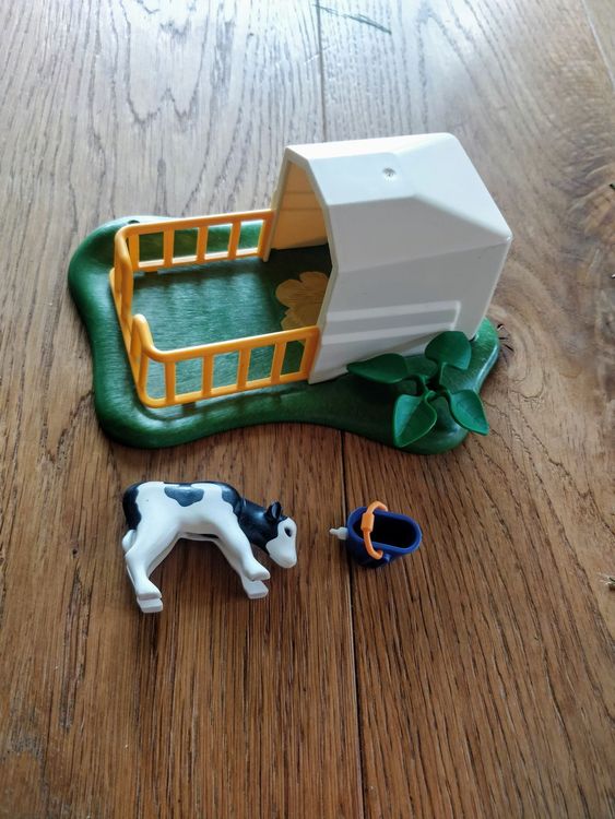 PLAYMOBIL 4624 Junge Mit Kälbchen – Spielzeugfigur-Set Für Kinder Ab 3 Jahren