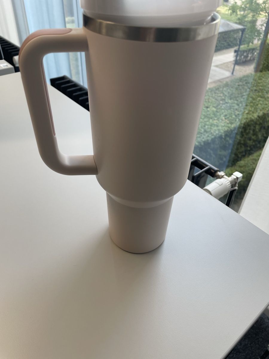 Stanley Borracce & Thermos: STANLEY Quencher FlowState – Usato da Basel venduto da Magimagsen 1