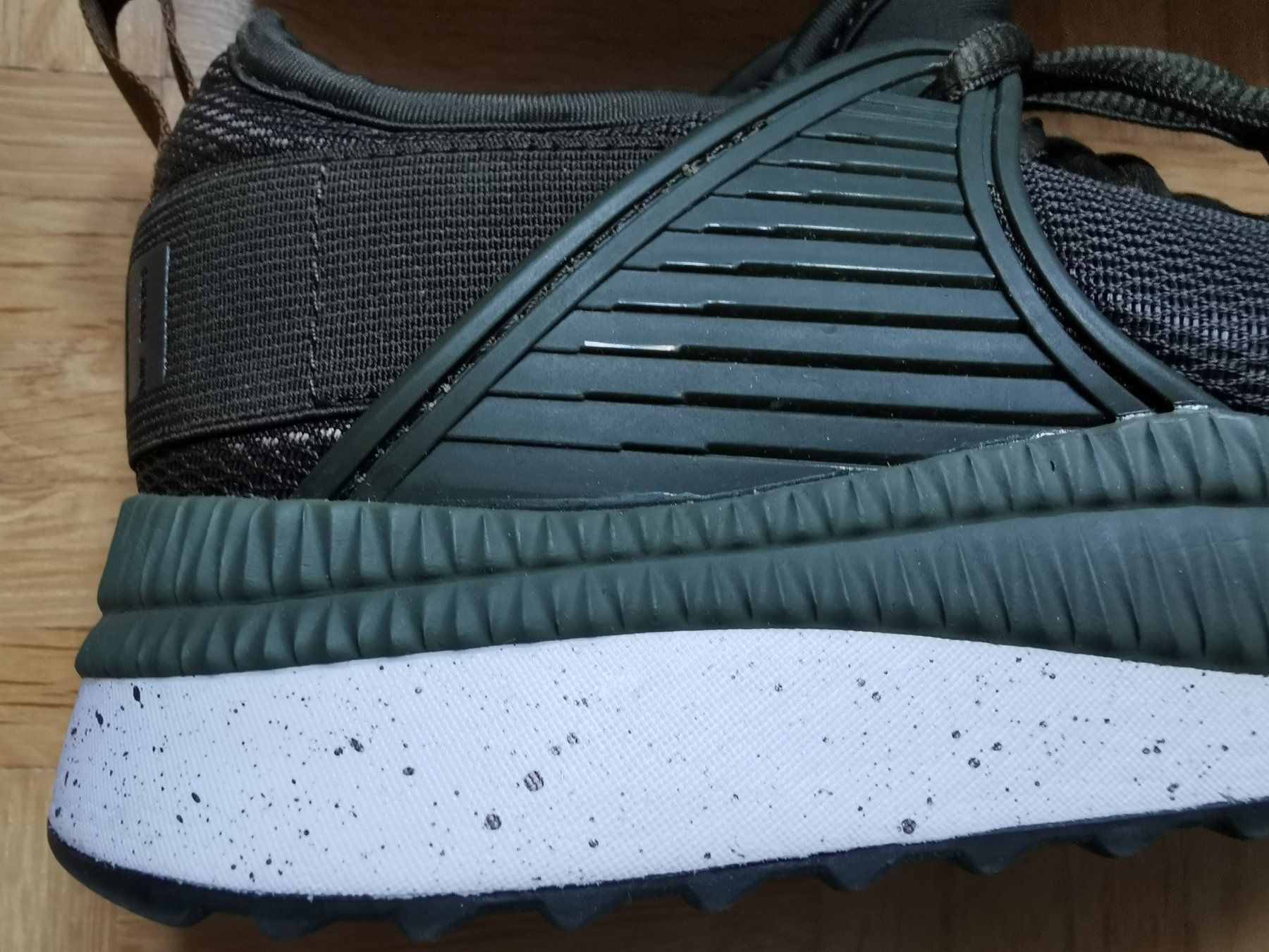 Puma Scarpe da donna: Turnschuhe Puma Gr. 40 1/2 – Usato da Stäfa venduto da flamingo_17 6
