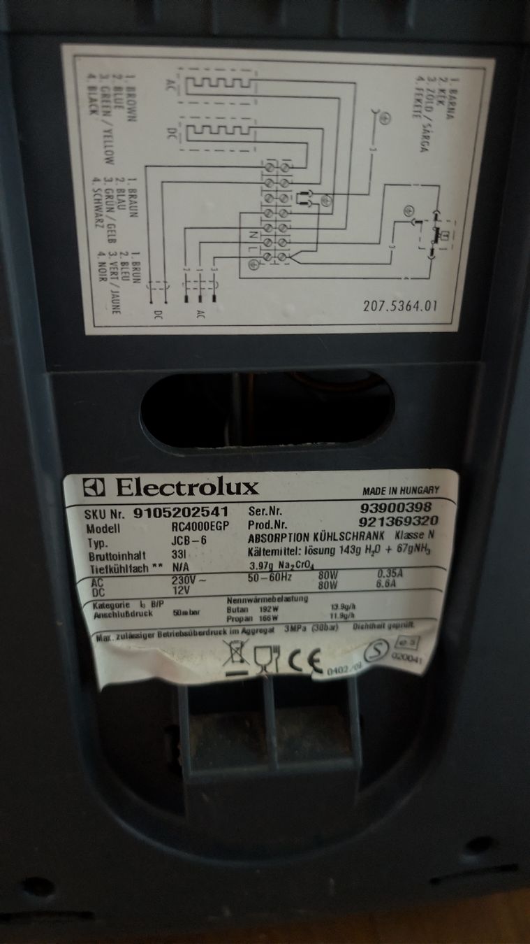 Electrolux Frigoriferi & Refrigeratori: Electrolux Kühlbox RC4000EGP Absorption – Usato da Dietlikon venduto da wellseller 4