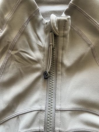 Lululemon Damen Jacke beige Grösse 4 
