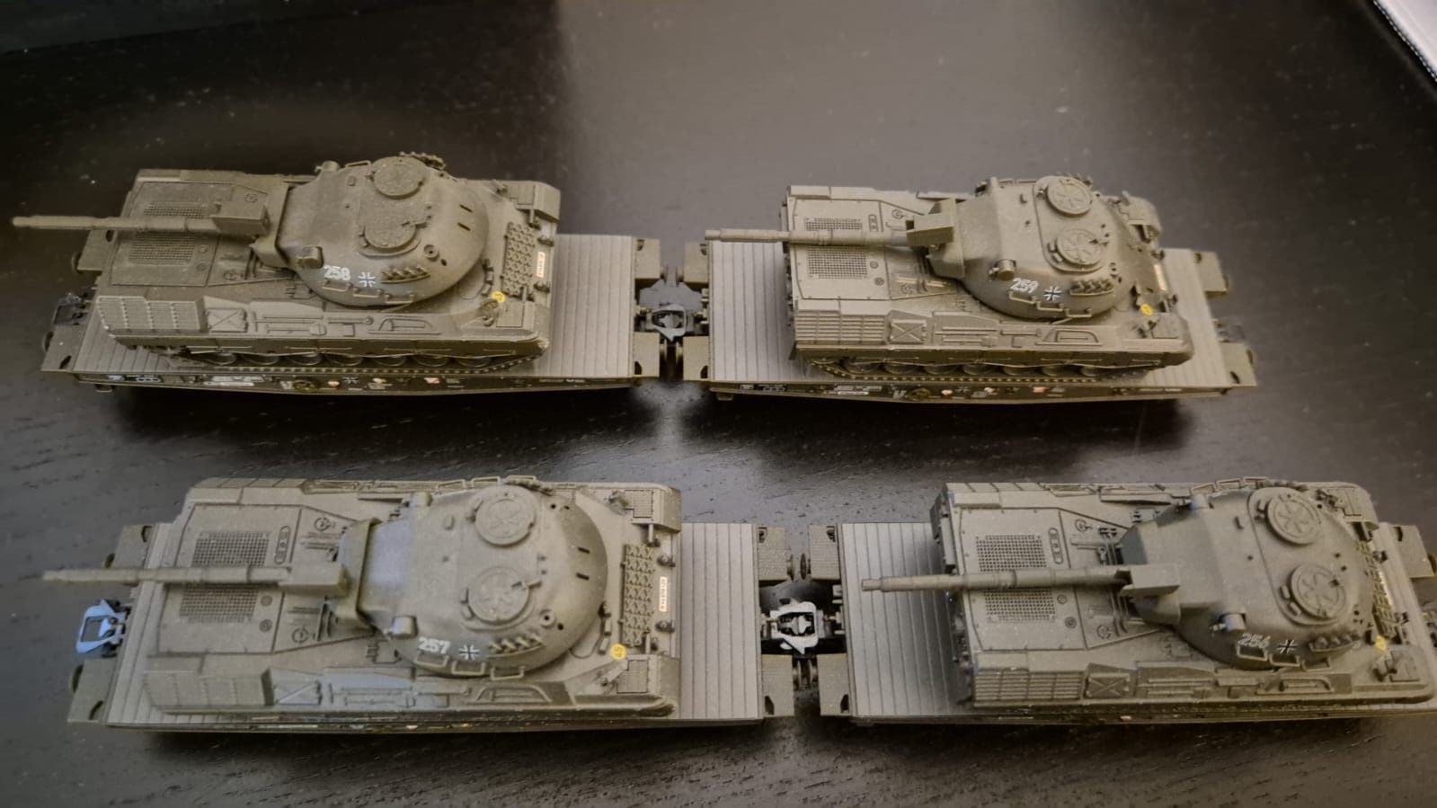 Märklin Modellini di ferrovie: Märklin Panzertransportzug – Usato da Oberlunkhofen venduto da Draconis_Valais 2