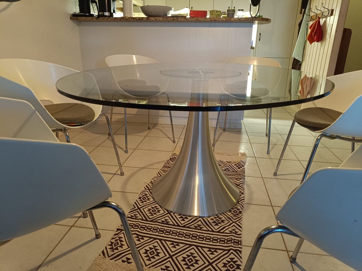 Kare Tische: Designer Tisch  – Gebraucht aus St. Gallen von cbi_kzj8 3