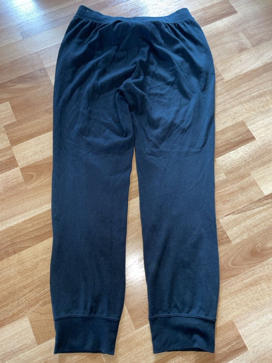 Nike Pantaloni: Nike Trainerhose schwarz Grösse S – Usato da St. Gallen venduto da mai_2lcj 1