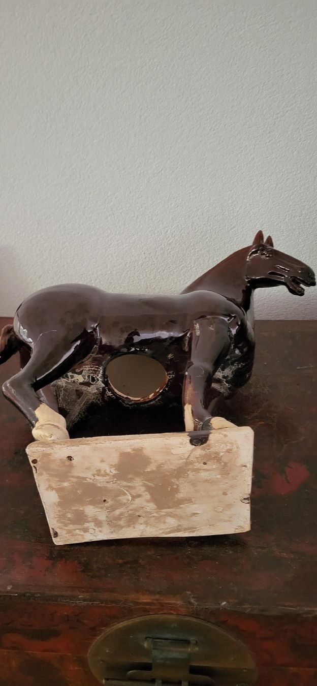 Statuette: Statuette cheval en grès, glaçure brun chaud, chine – Usato da Rances venduto da JEA09 2