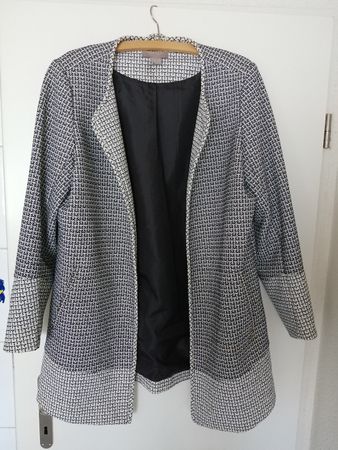 Damen Blazer H&M schwarz weiss Grösse 44 guter Zustand