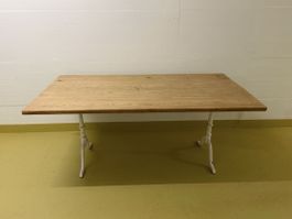 Esstisch, Beizentisch, Holztisch, E.Baumann Horgen Gussfüsse