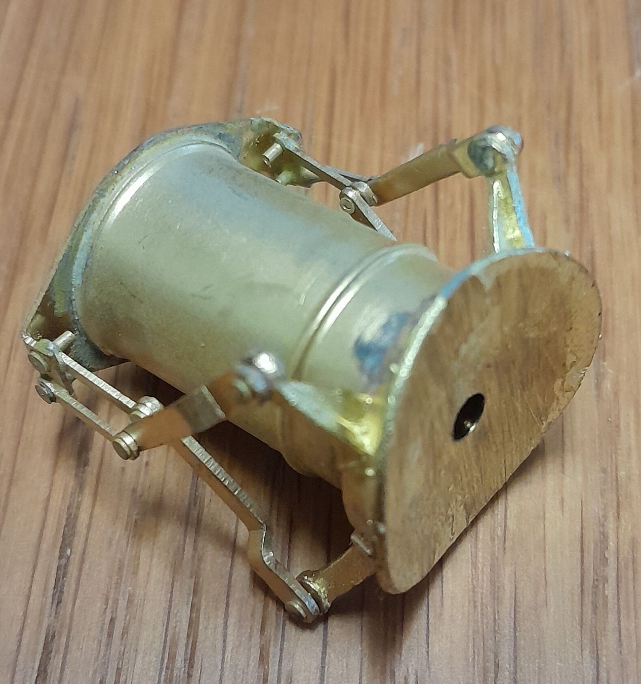 Modellini di ferrovie: brass chimney steam engine ca. 25 mm hoch – Nuovo (secondo la descrizione) da Tafers venduto da Fbrh 1