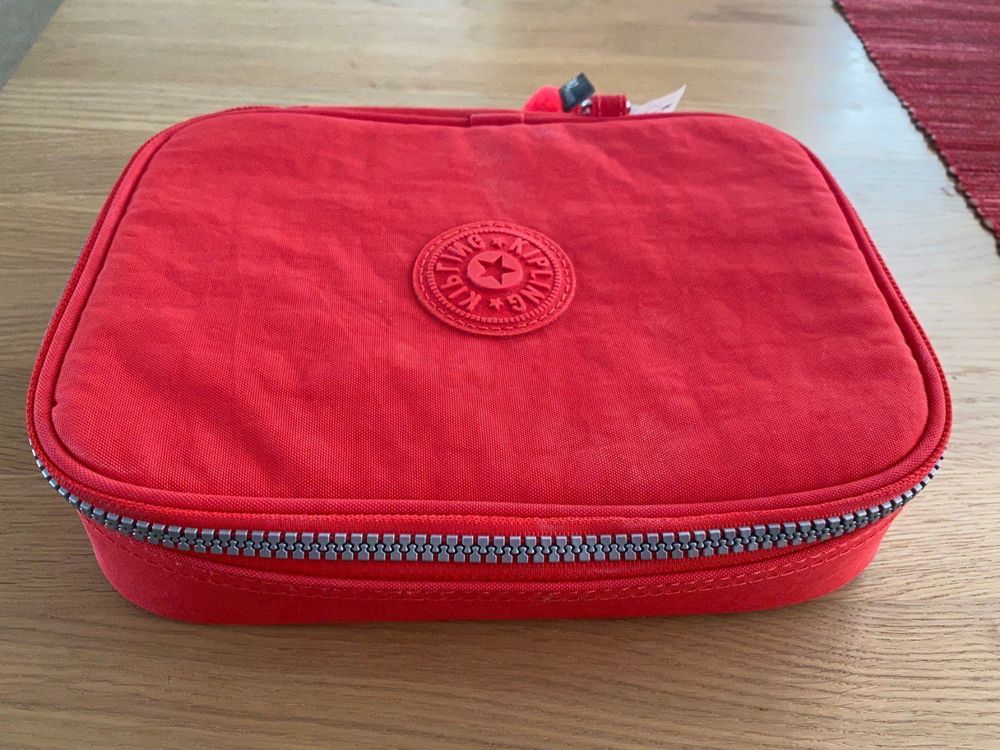 Kipling Parac Kulturtasche, 22 Cm, 4.5 Liter – Lively Red, Praktisch & Bunt